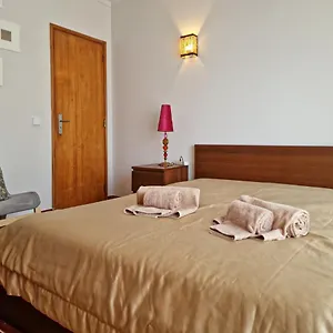https://falesia-beach-just-800-m.hotelaalgarve.com